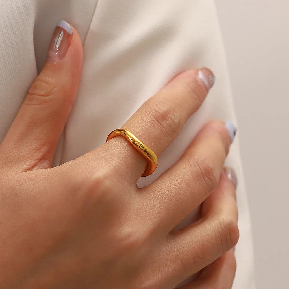 Subtle Elegance: Dainty Minimalist Collection